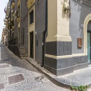  Hébergement de vacances Dimore Sangiuliano